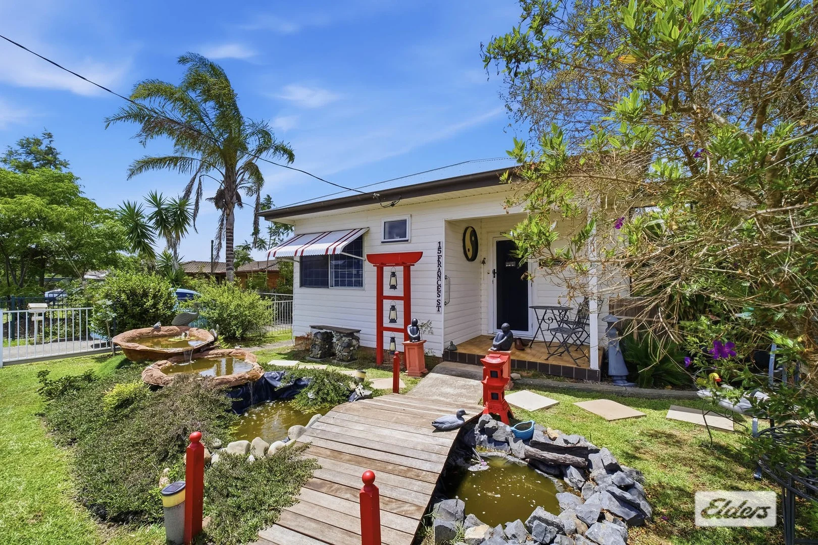 15 Frances Street (1/19)