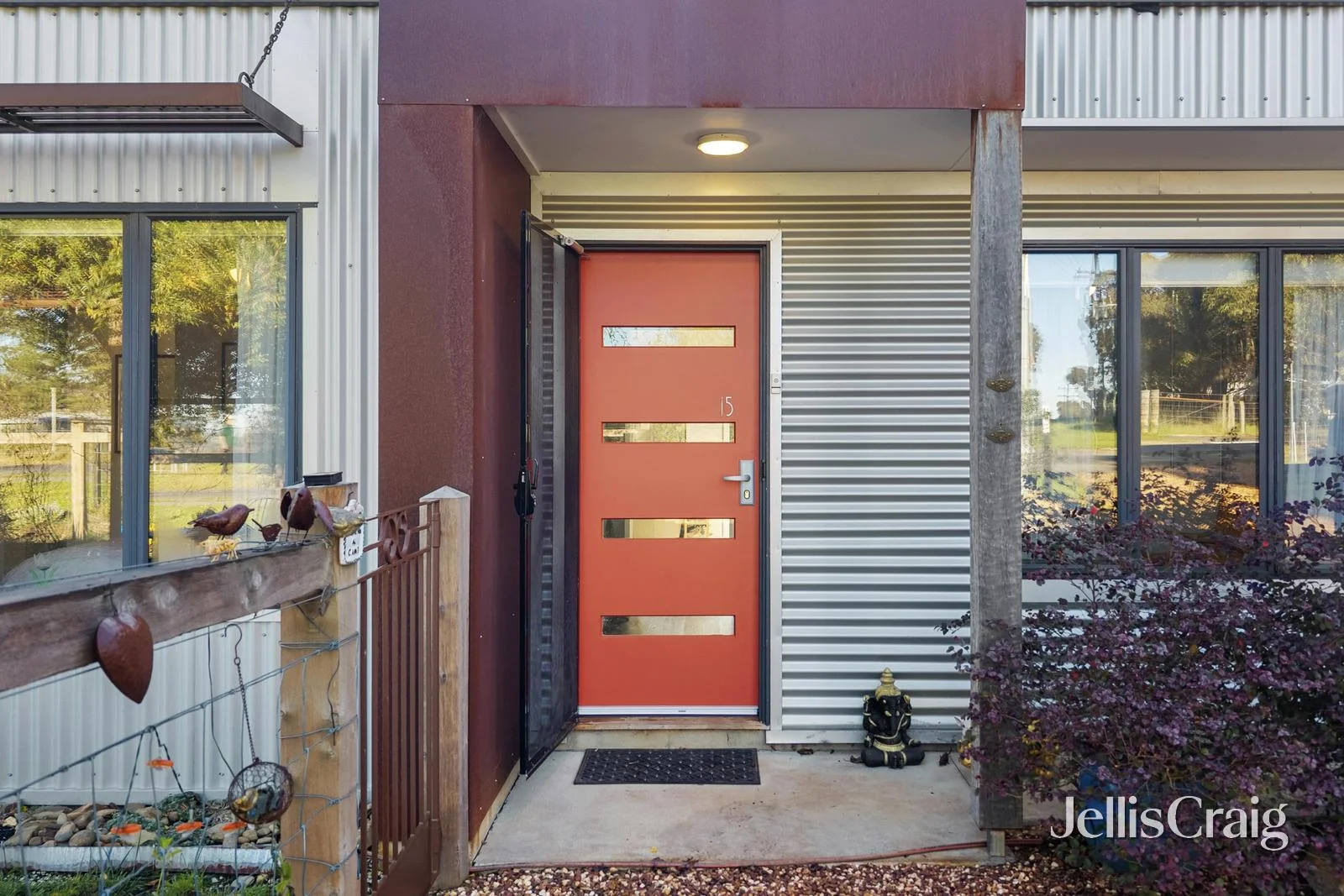 15 Fryers Road - Image 2