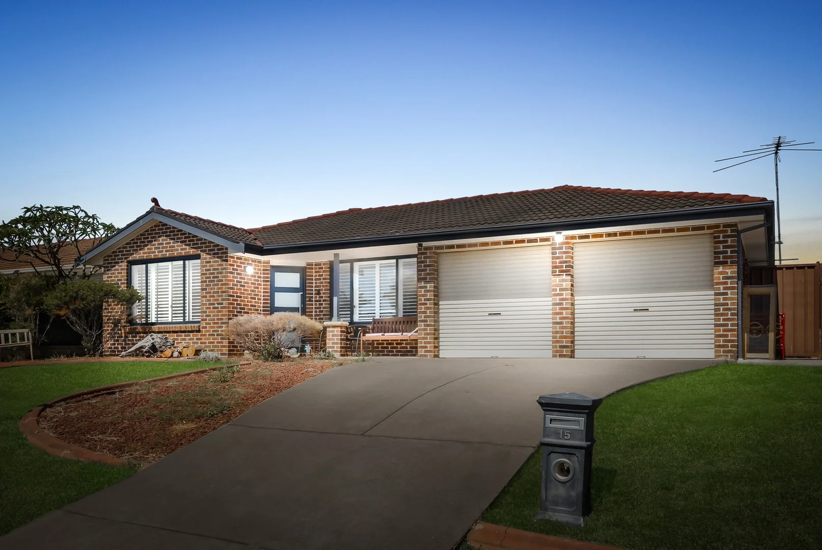 15 Liberator Street (1/1)