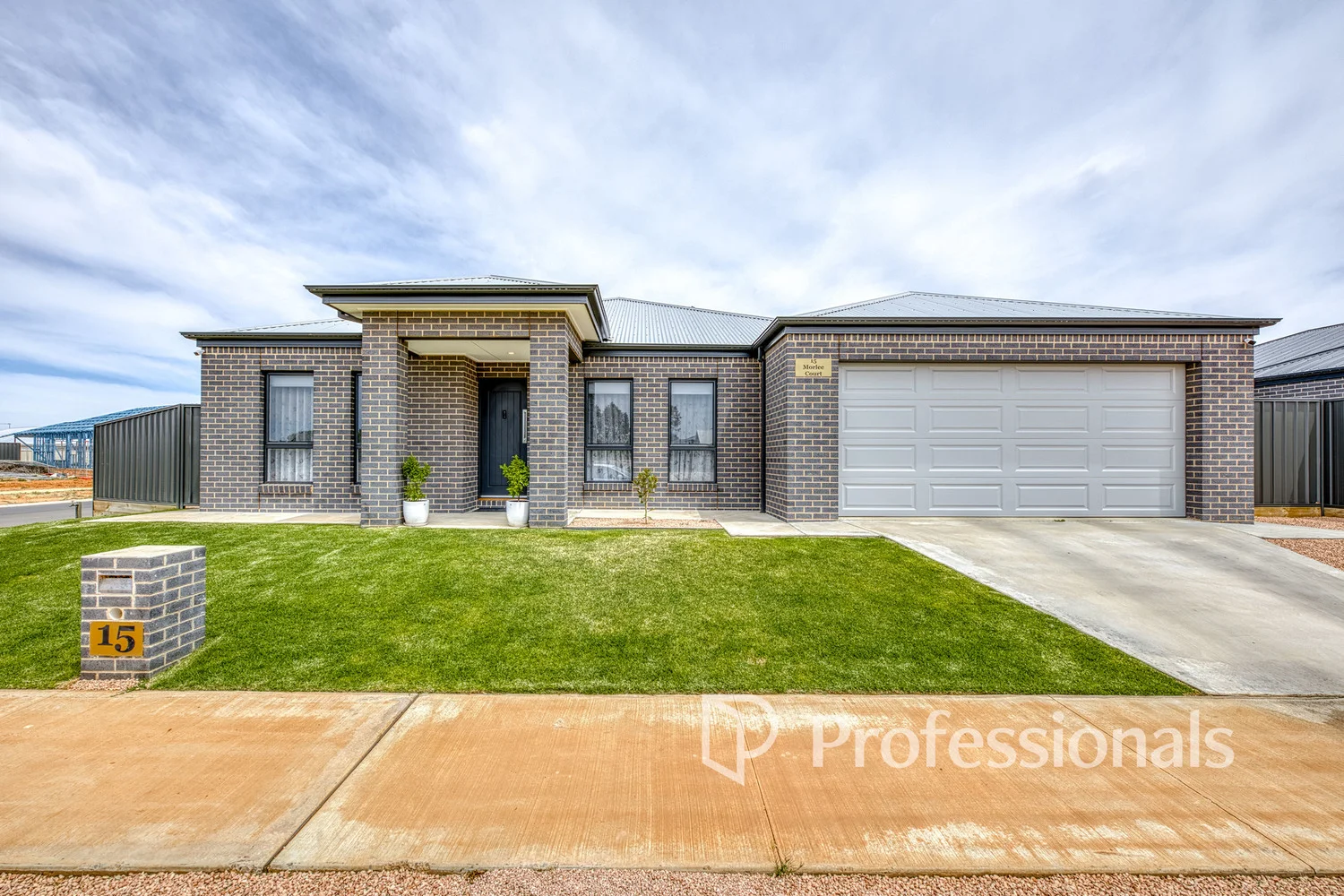 15 Morlee Court (1/20)