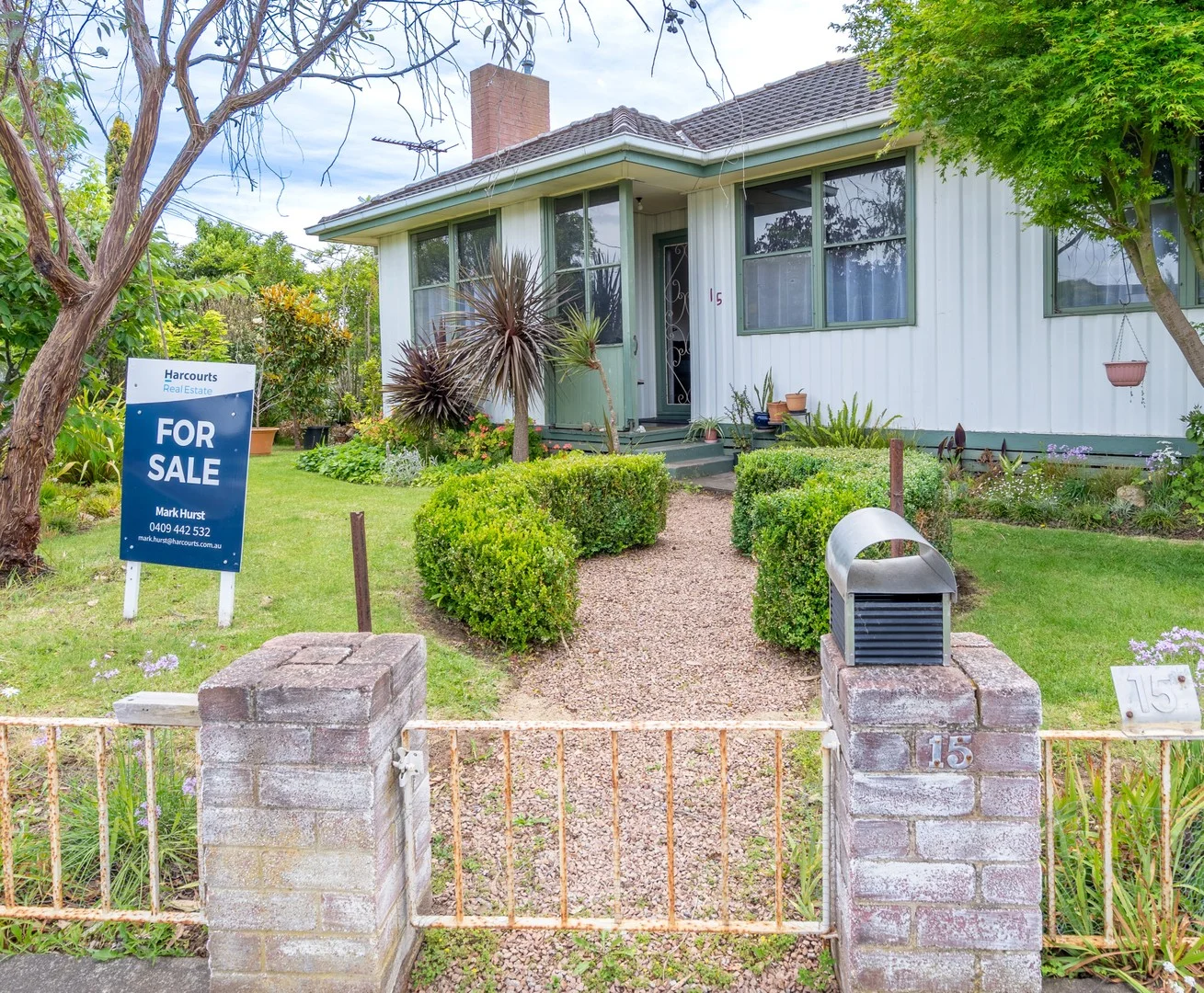15 Overend Crescent (1/14)