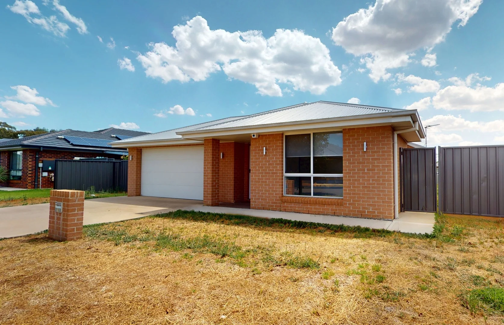 15 Peel Place (1/13)