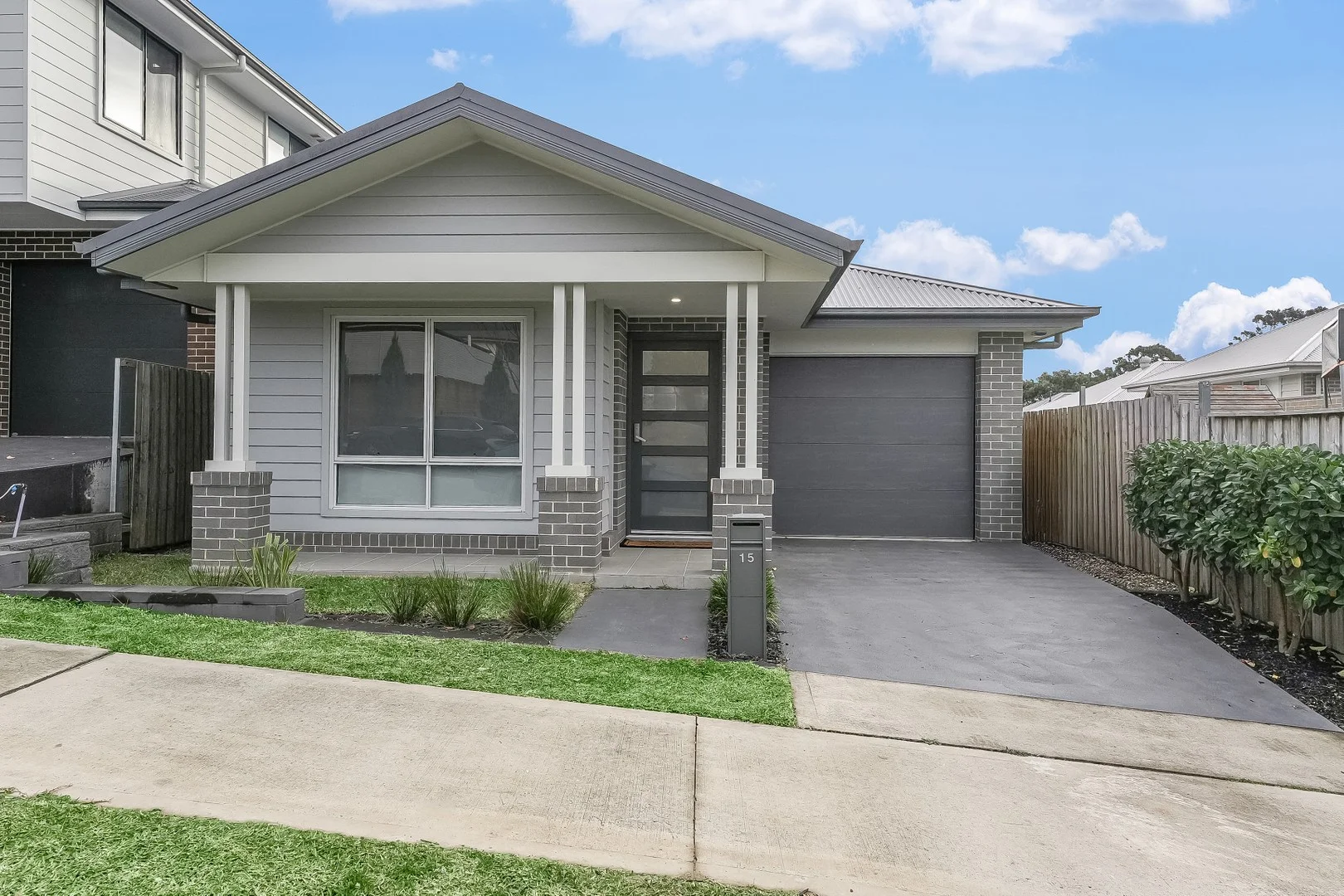 15 Spearing Street (1/1)