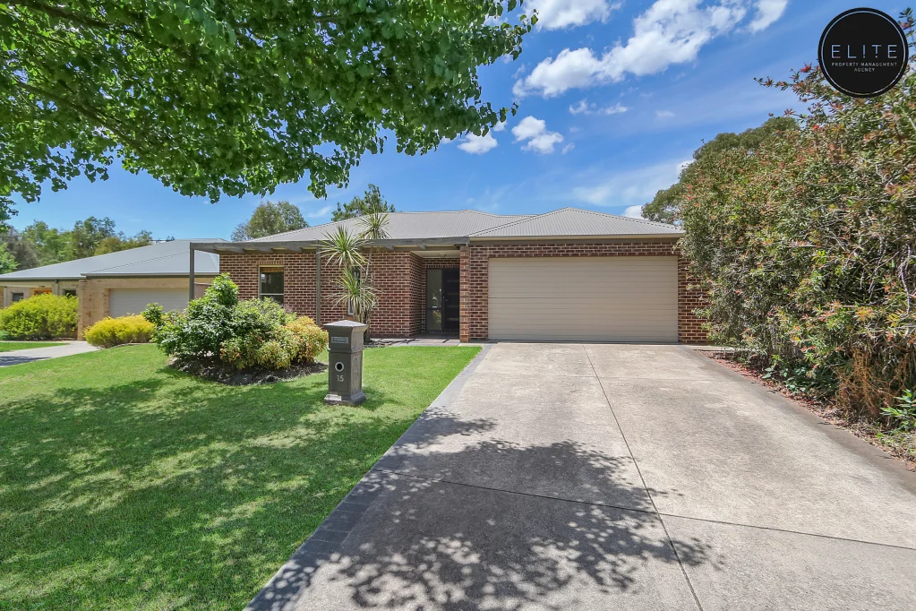 15 Stanger Court (1/21)