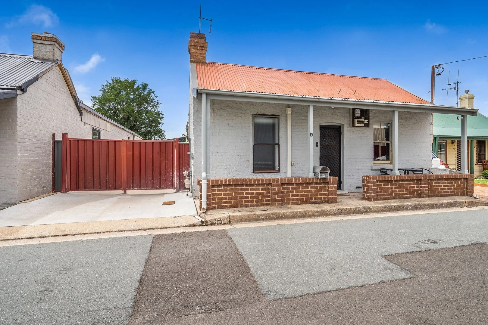 15 Taylor Street (1/15)