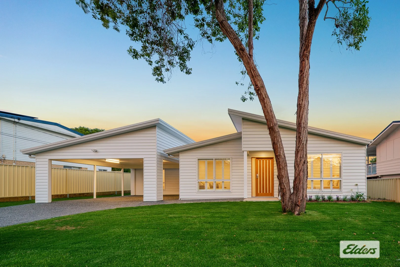 15 Turnbull Street (1/29)