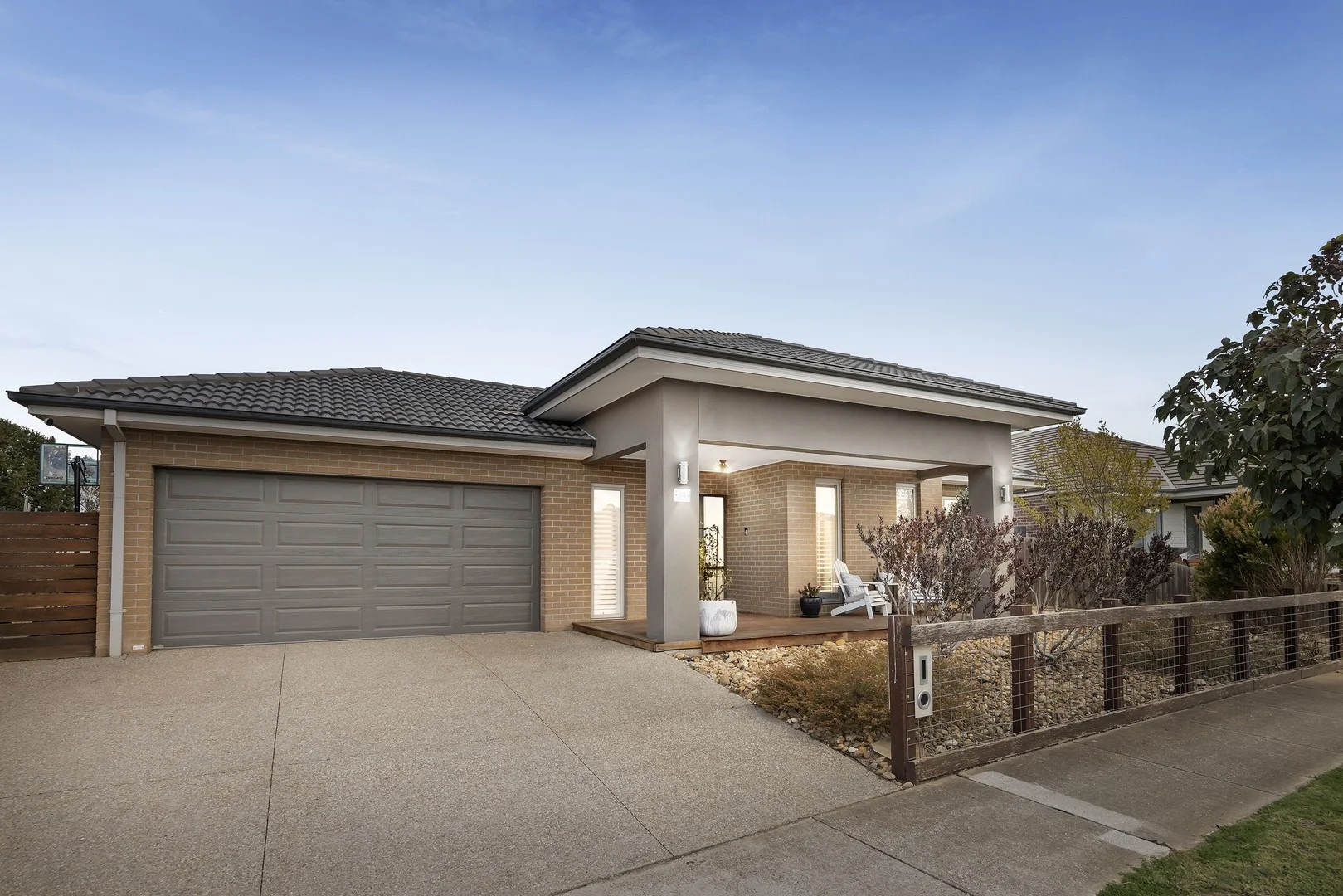 15 Wedderburn Avenue (1/14)