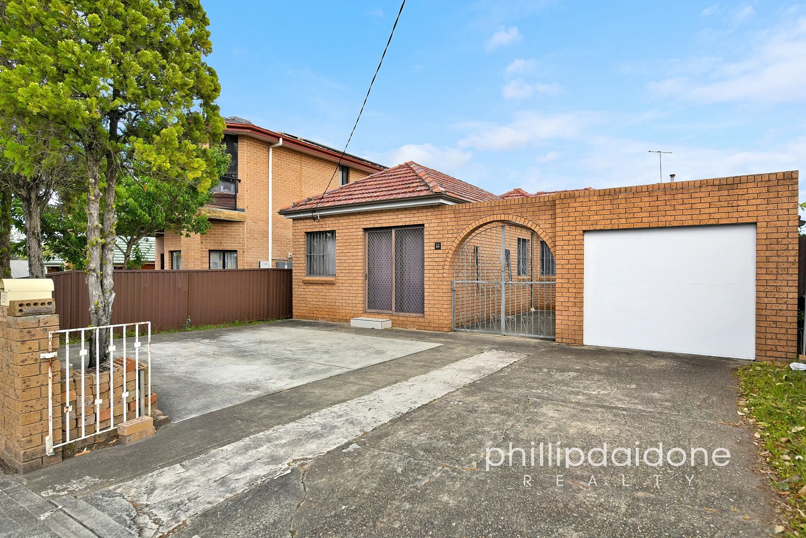 15 Wellington Road (1/14)