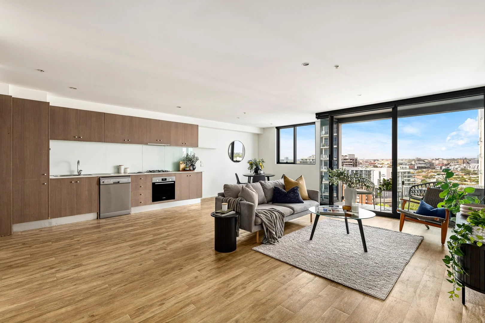 1508/83 Queens Road (1/15)