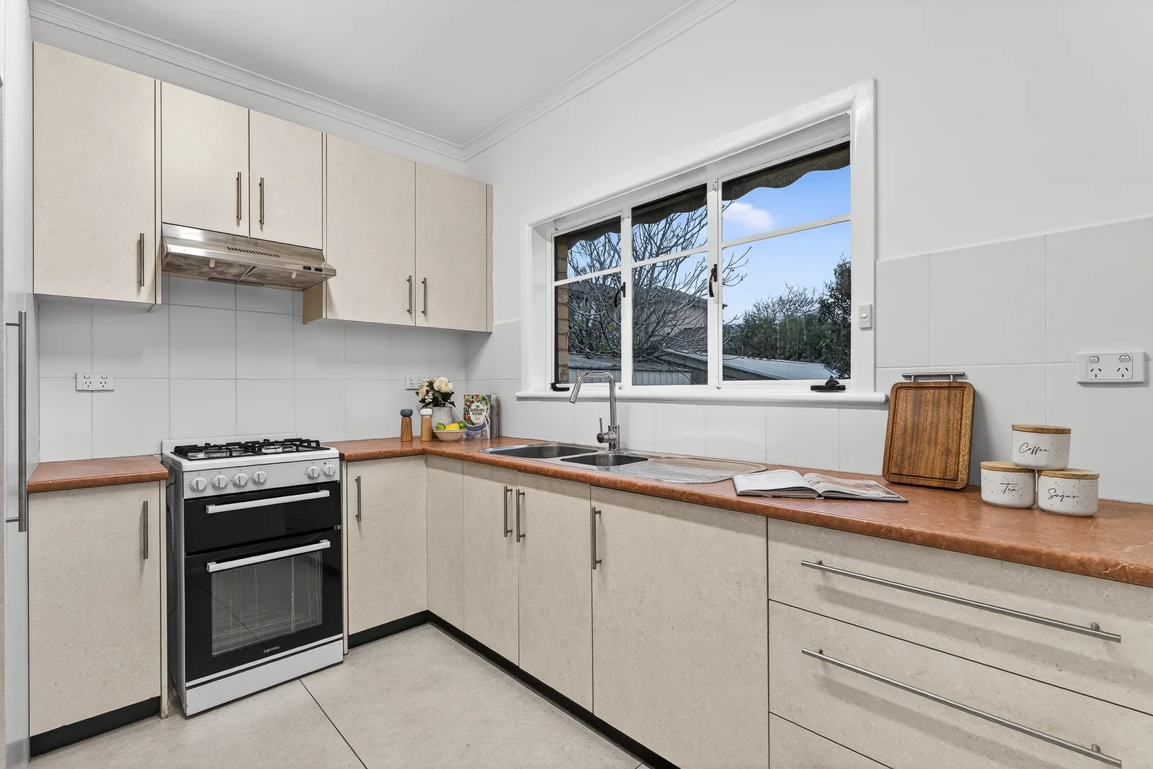 151 Hull Road - Image 5