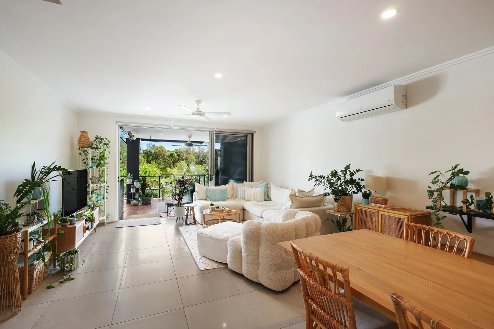 152 Florabella Drive (1/21)