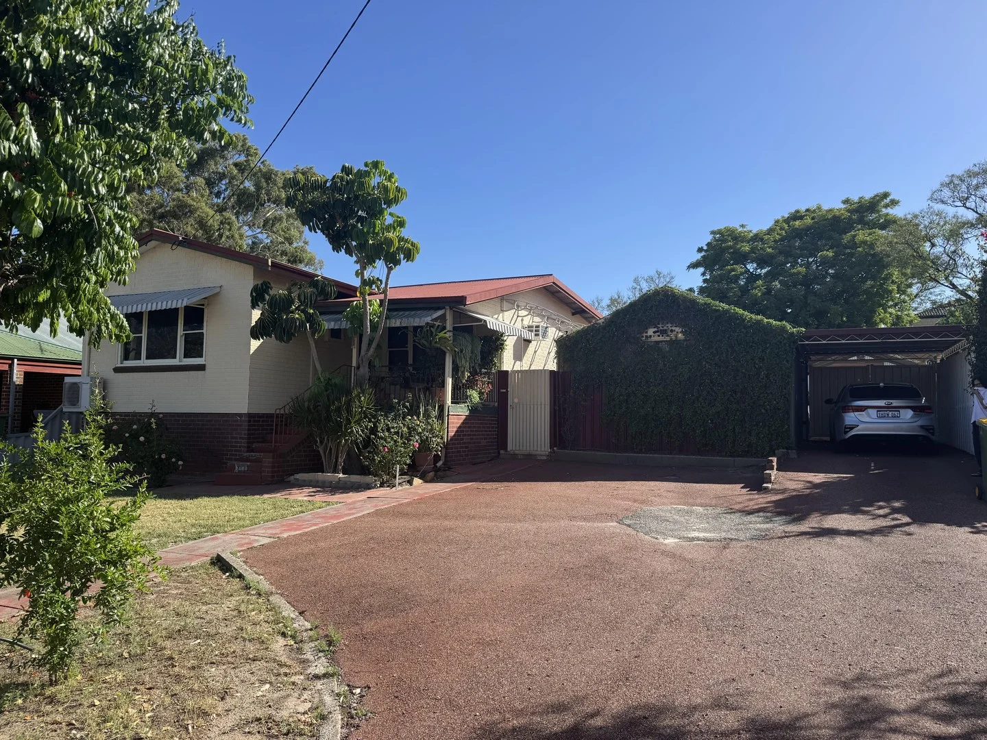 155 Drake Street (1/1)