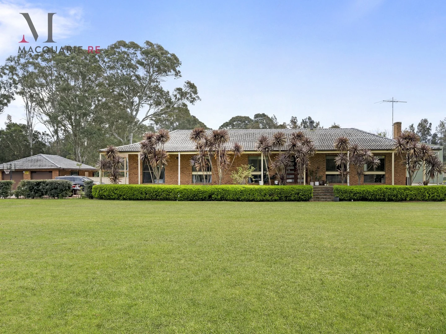 155 Overett Avenue (1/24)