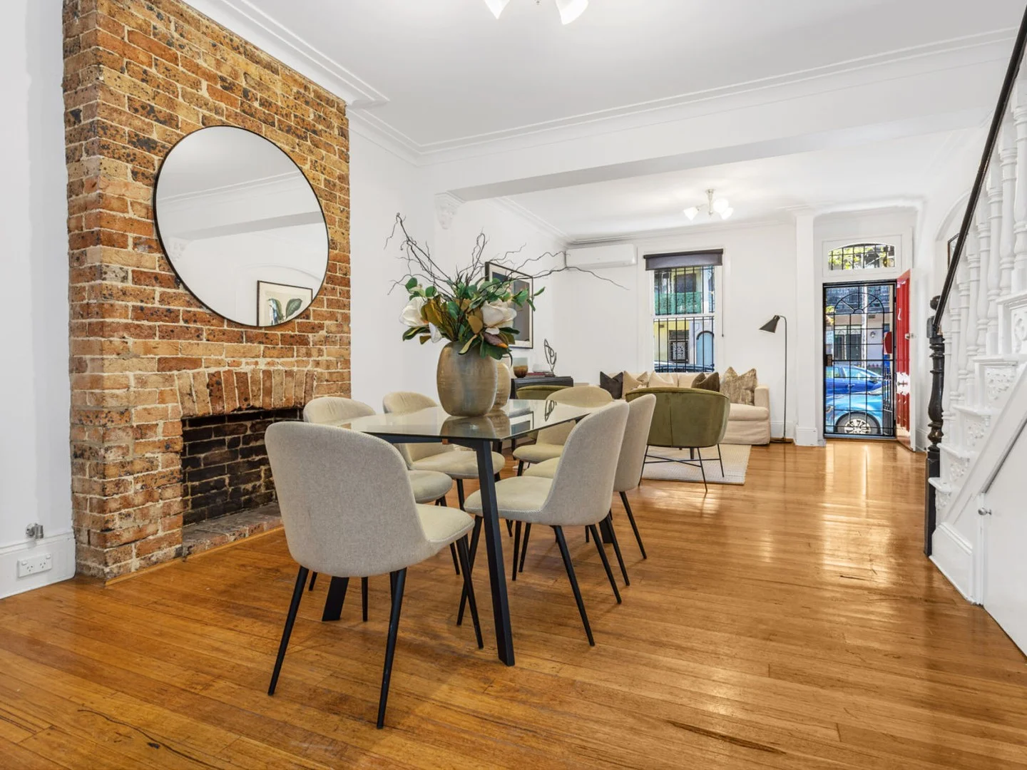 156 Lawson St (1/1)