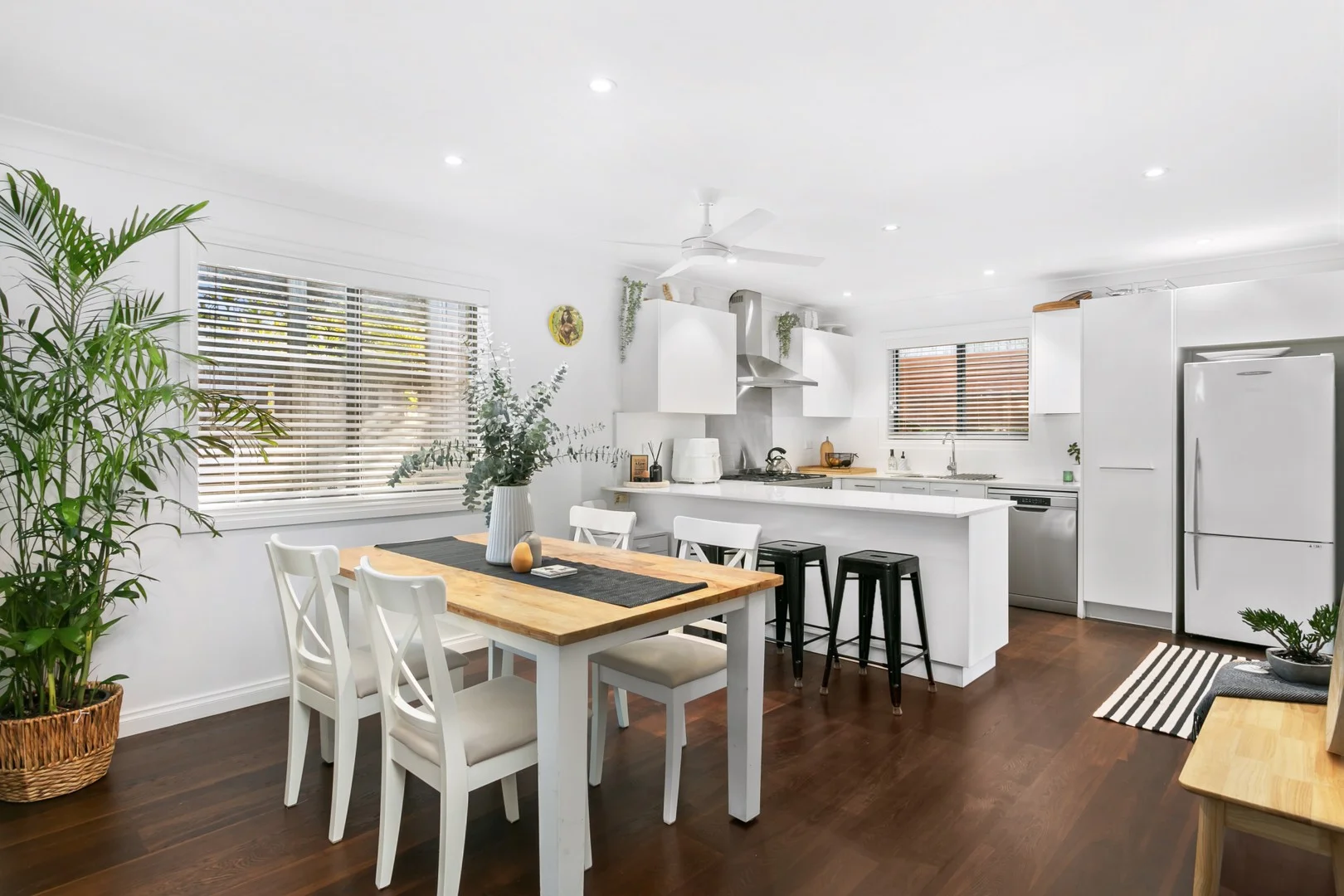 15A Dalley Street (1/10)