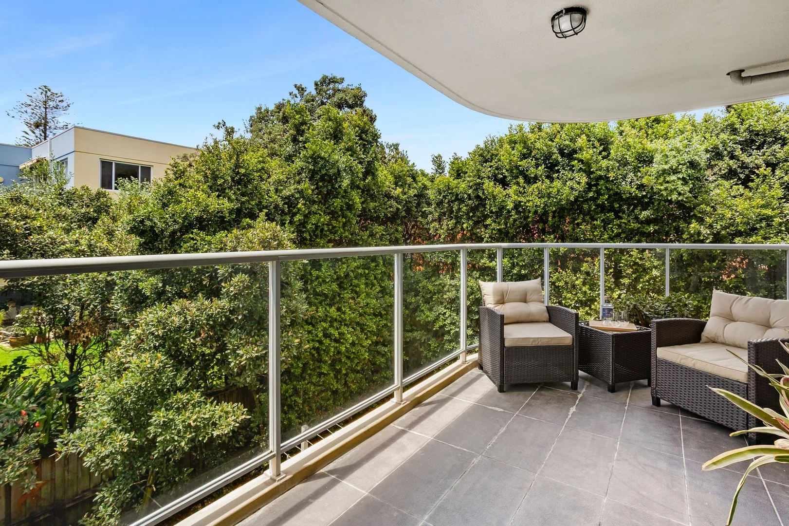 16/2-10 Jenkins Street (1/12)