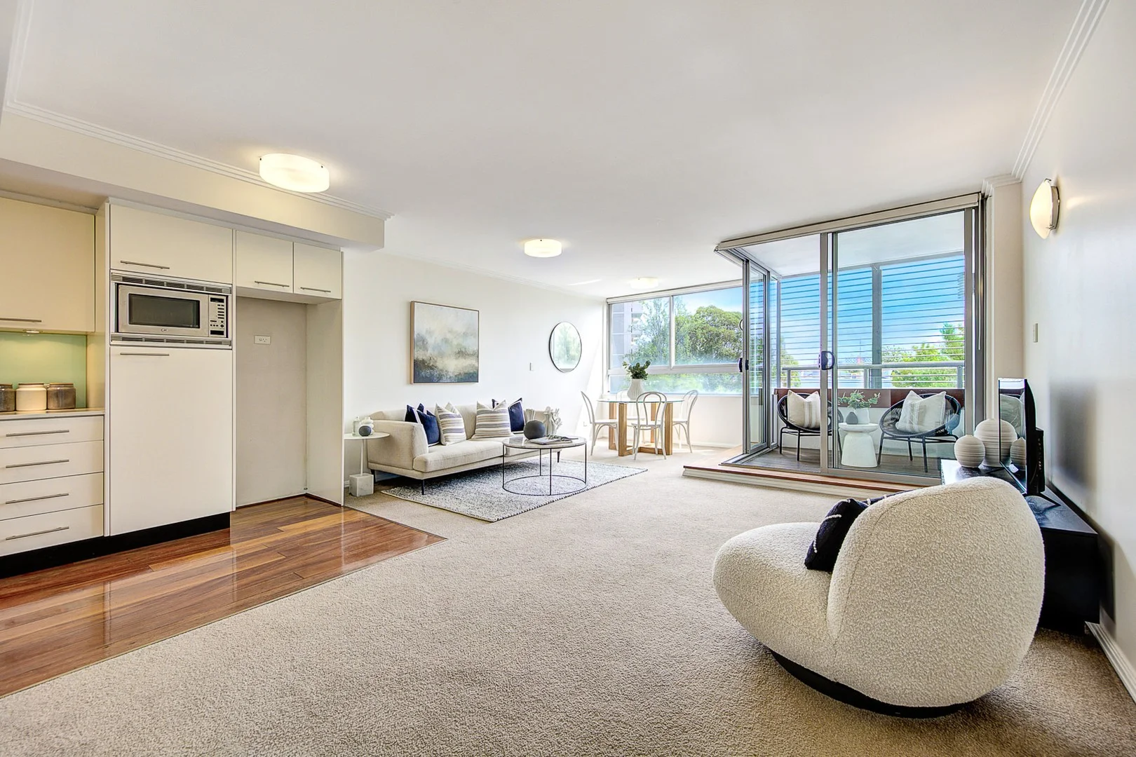 16/510-512 Miller Street (1/14)
