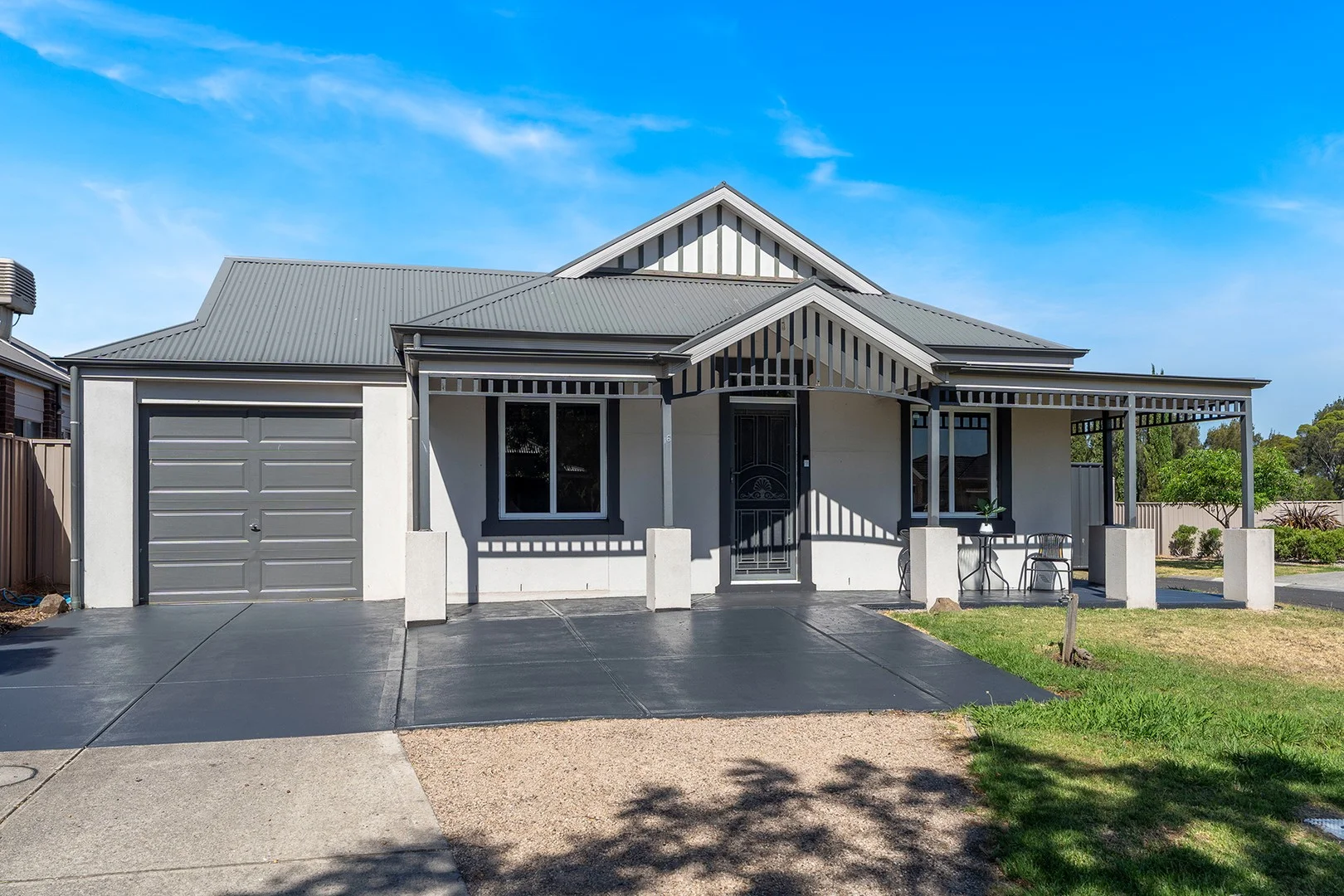 16 Berrima Close (1/18)