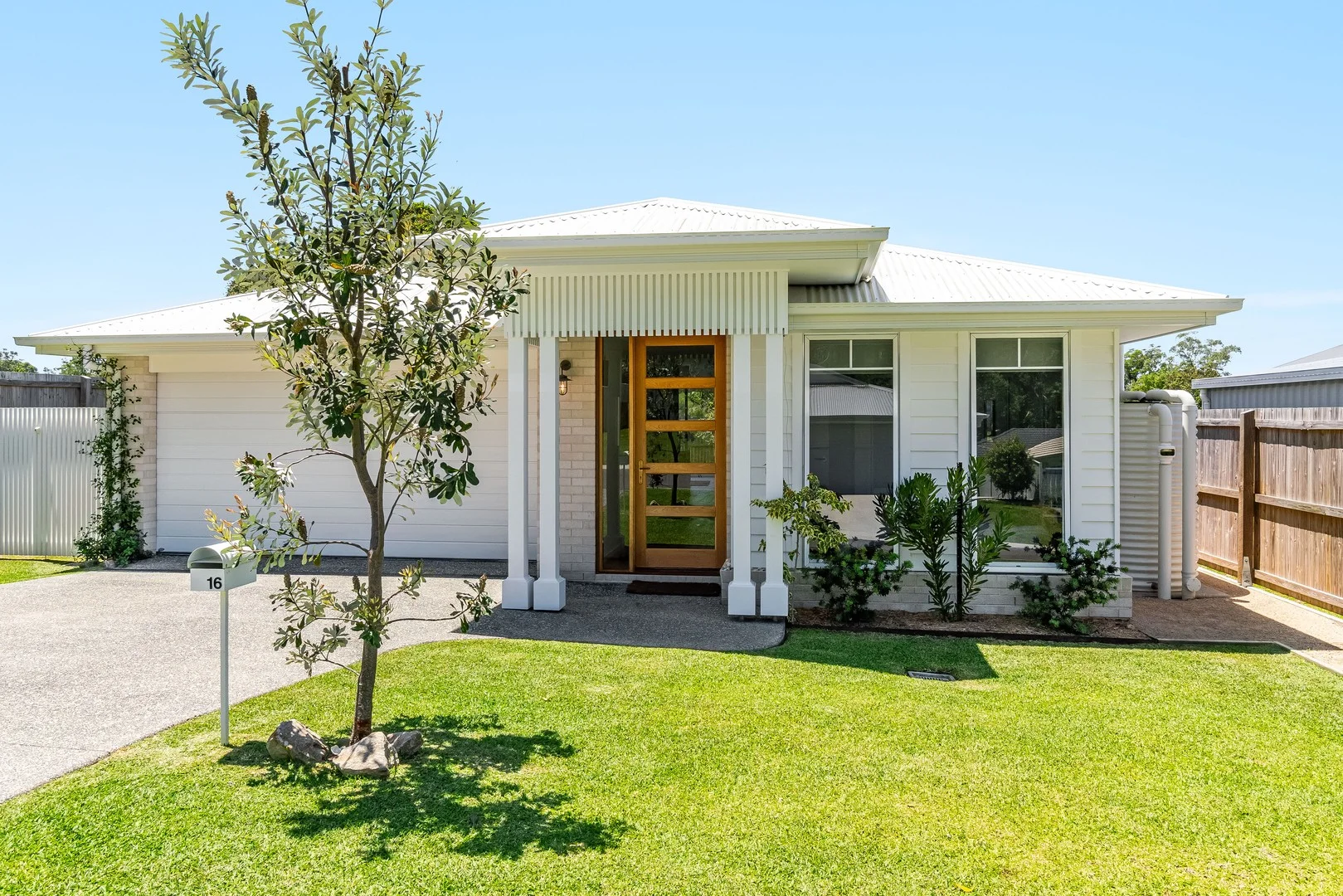 16 Brockagh Court (1/18)
