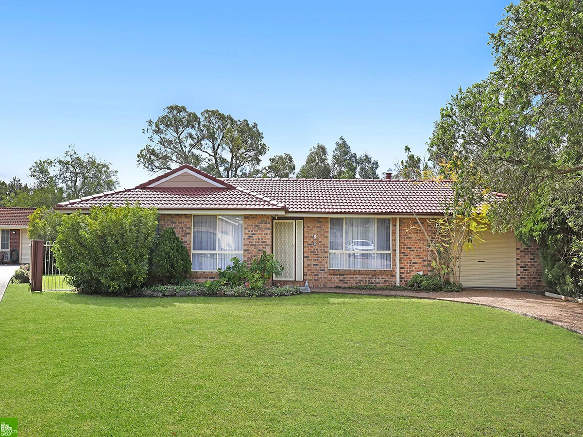 16 Cadigan Place (1/11)