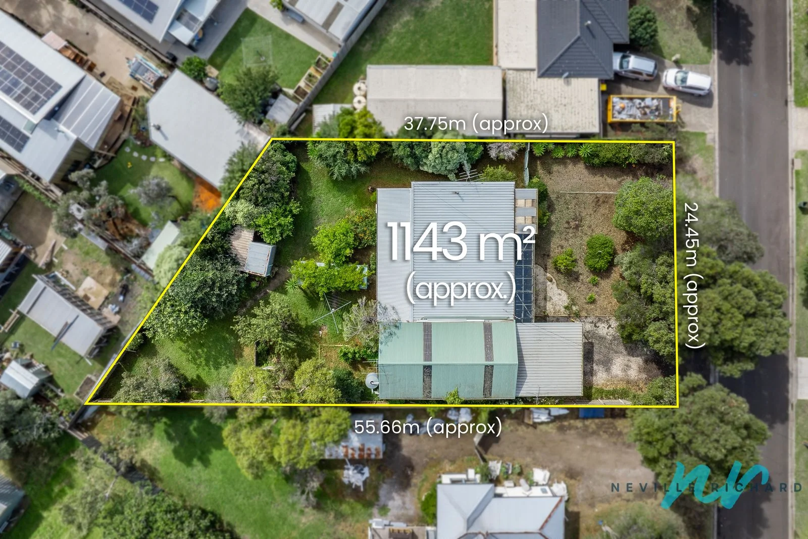 16 Centreway Road - Image 2