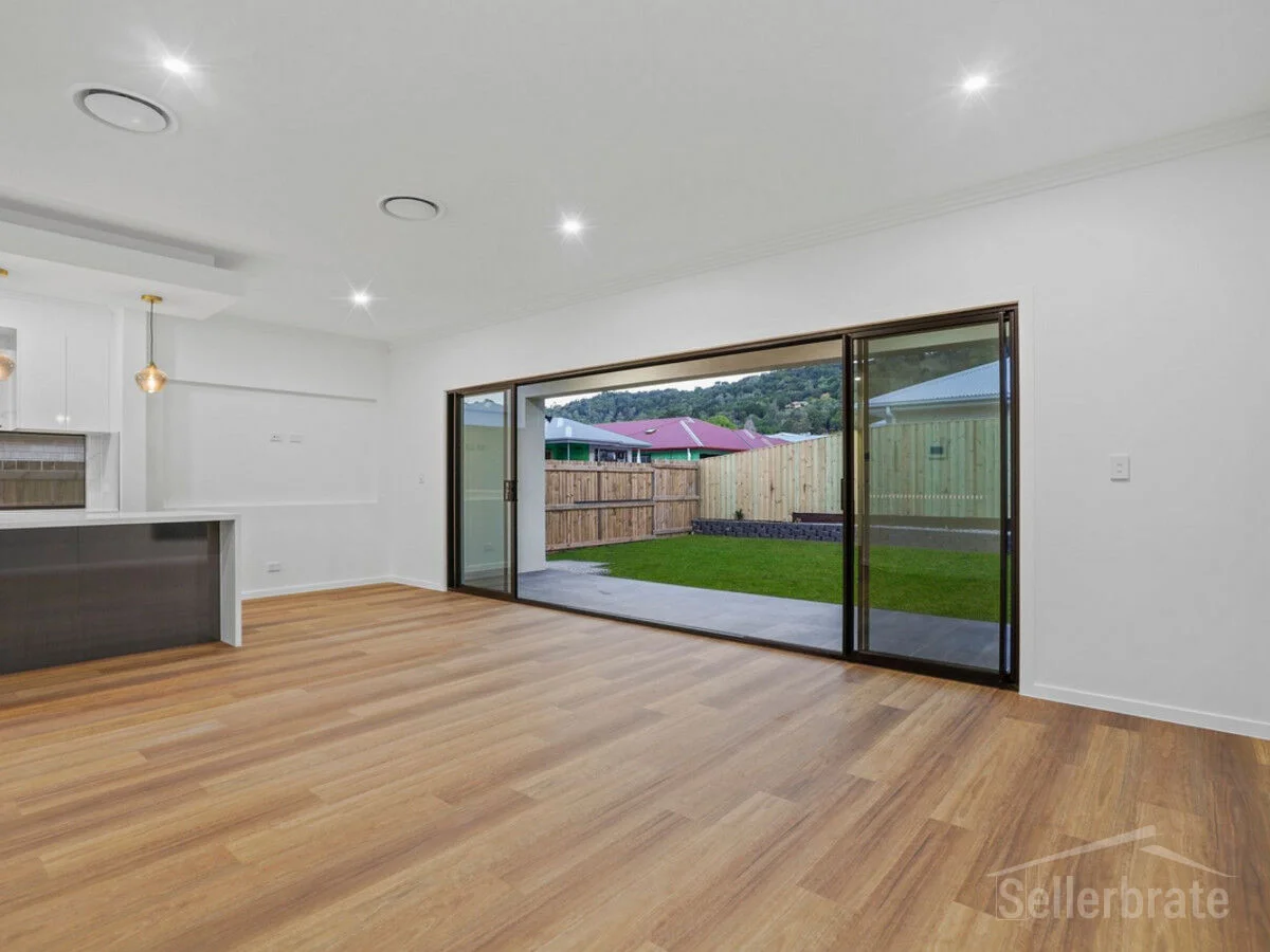 16 Dewdrop Drive - Image 5