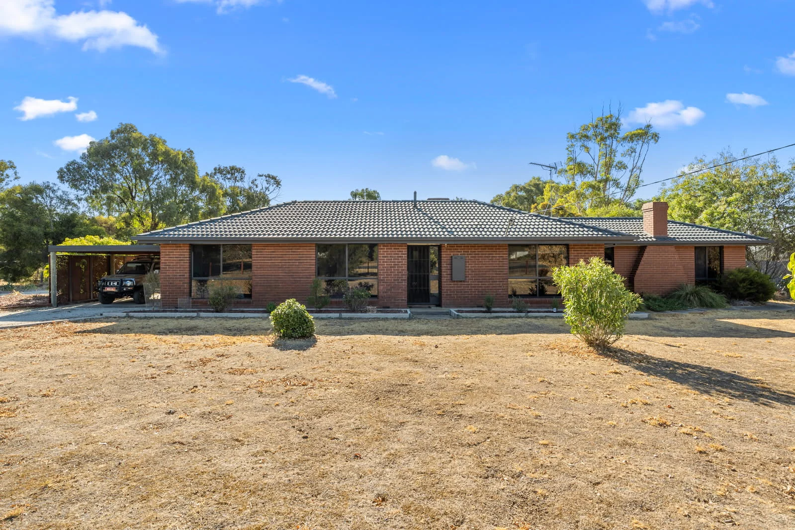 16 Egans Road (1/22)