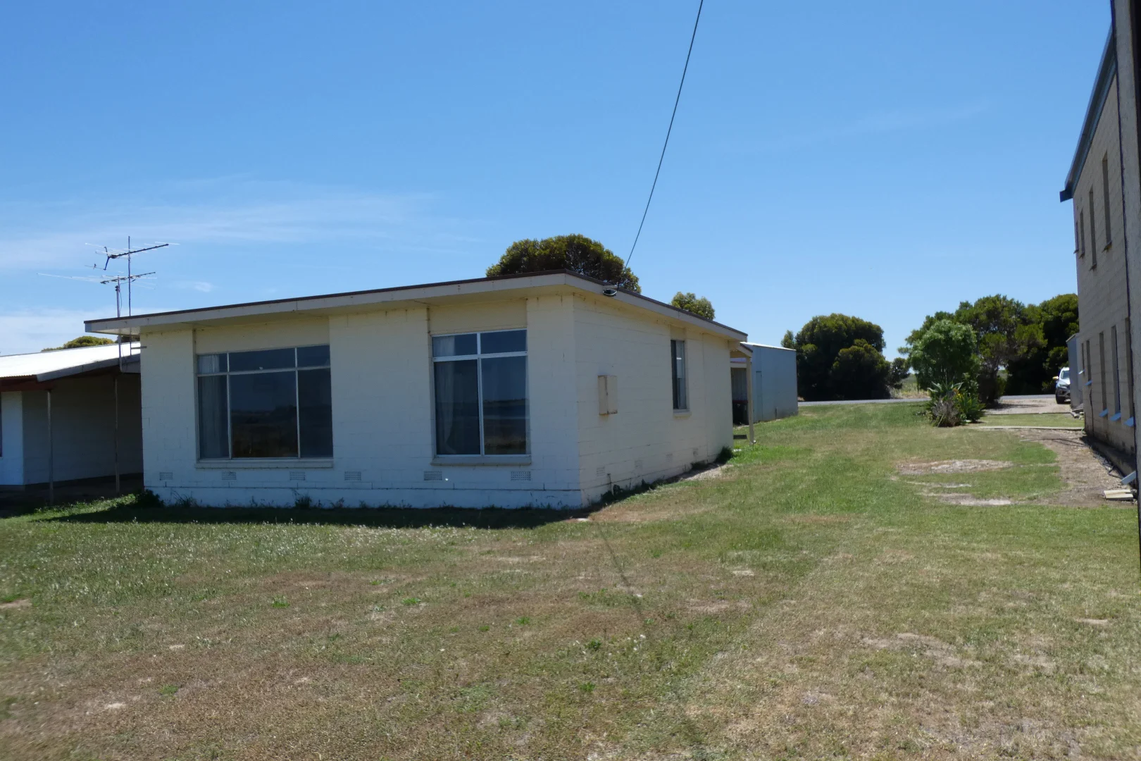 16 Hickeys Drive - Image 3