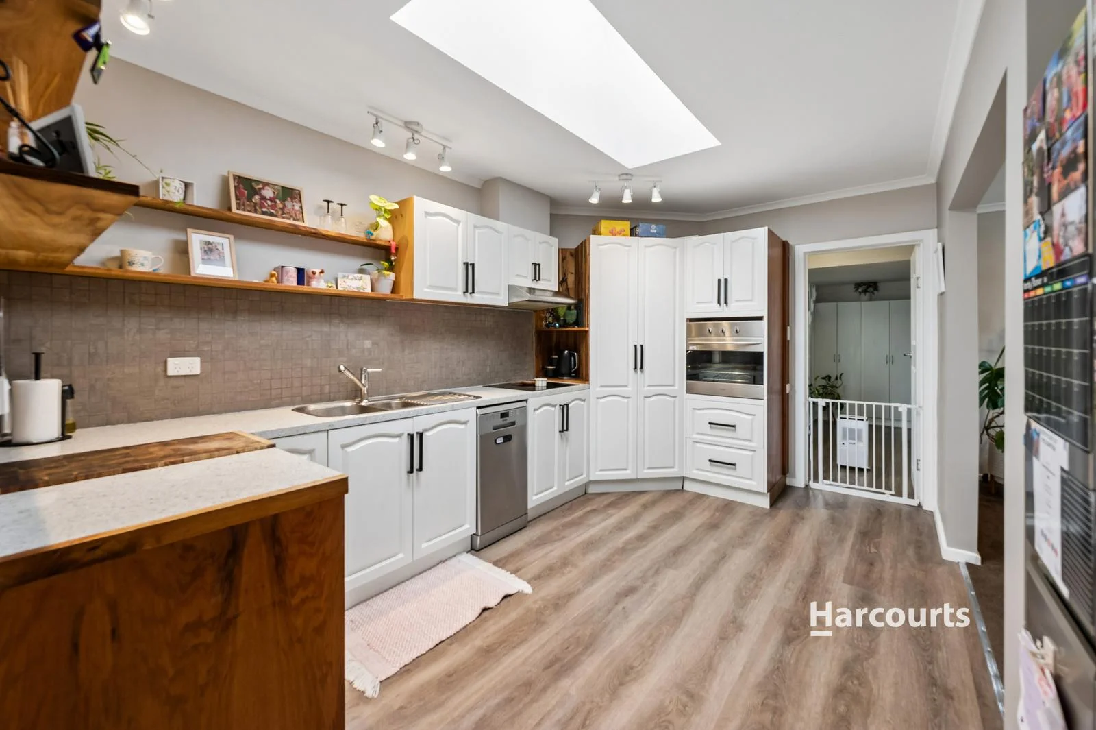 16 Hobbs Parade - Image 3