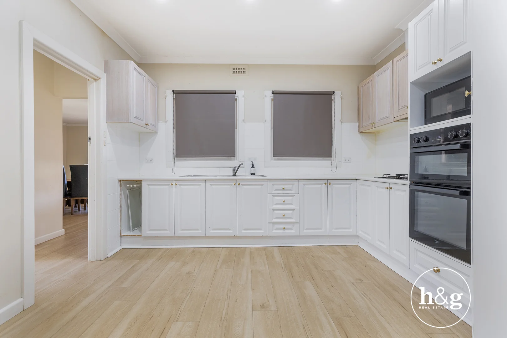 16 Julia Street - Image 3