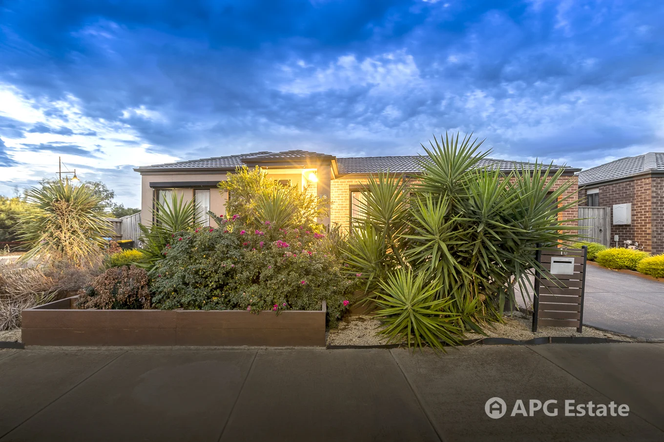 16 Juliet Avenue (1/14)