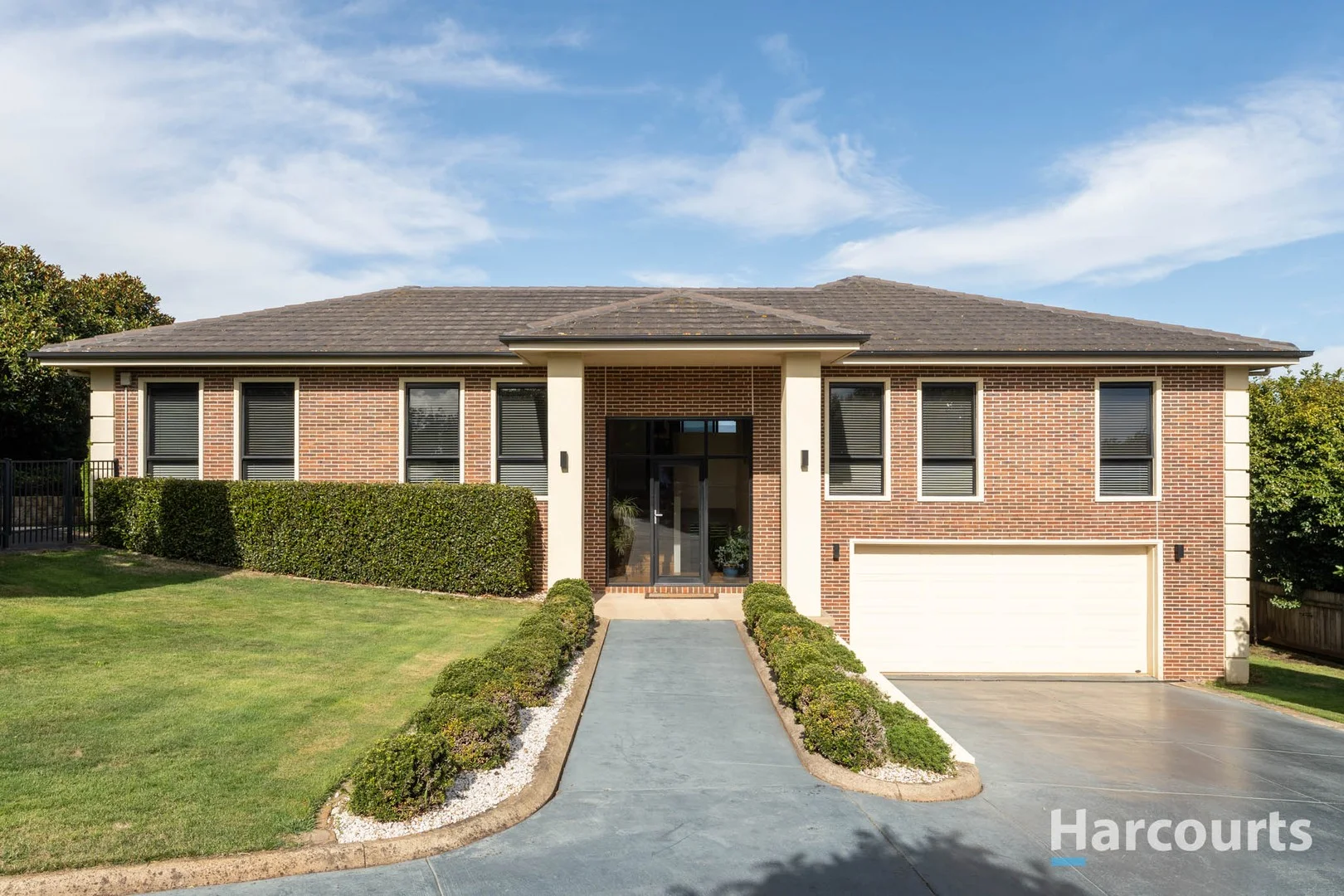 16 Kaye Elizabeth Place (1/41)