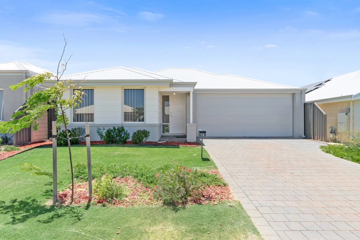 16 Kingfisher Road (1/25)