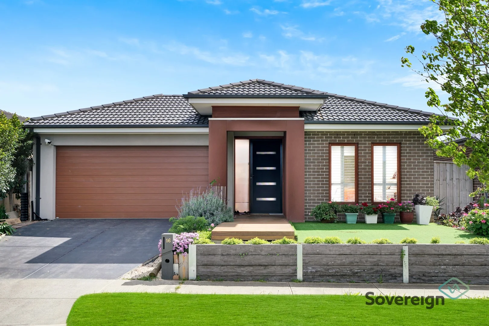 16 Lygon Avenue (1/24)