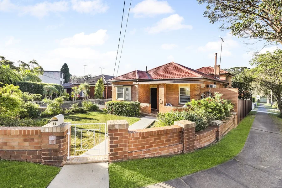 16 Slade Road (1/1)