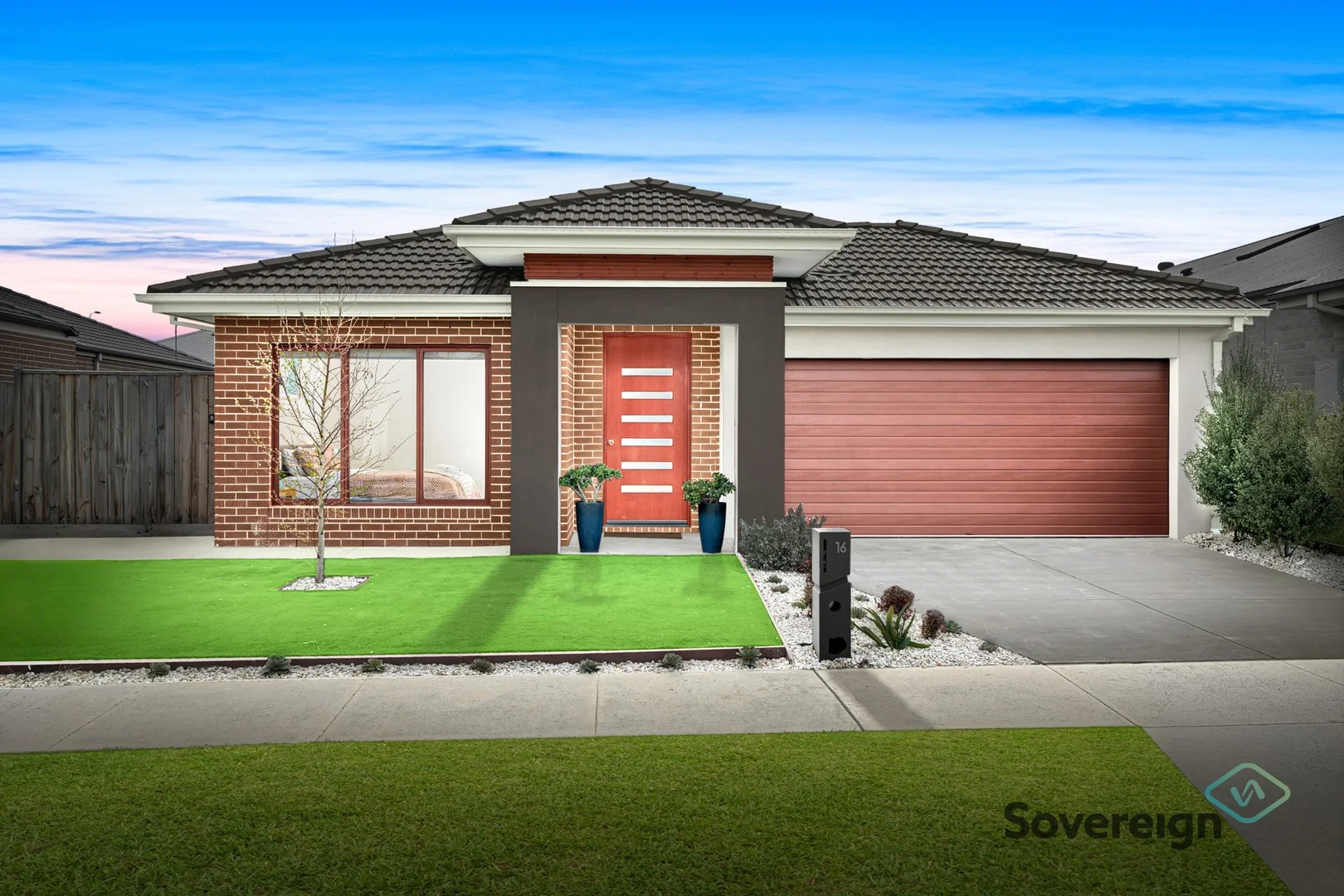 16 Stockfield Avenue (1/26)