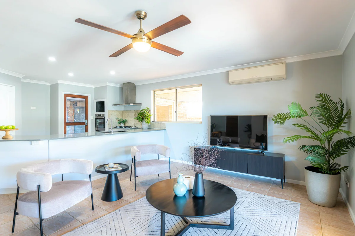 16 Streeter Way (1/1)