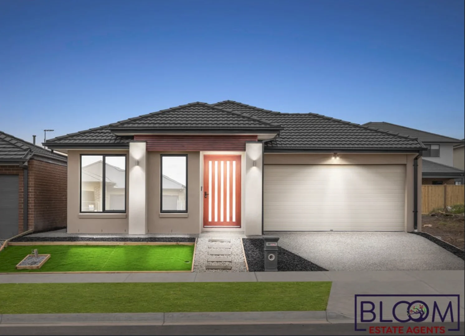 16 TAUPE STREET (1/13)