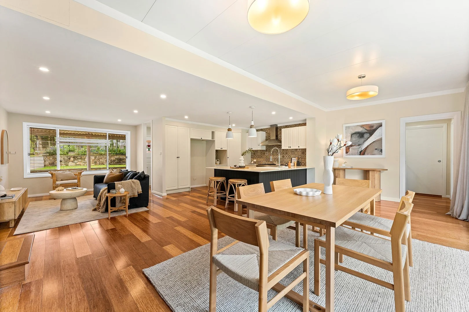 16 Valley Drive (1/15)