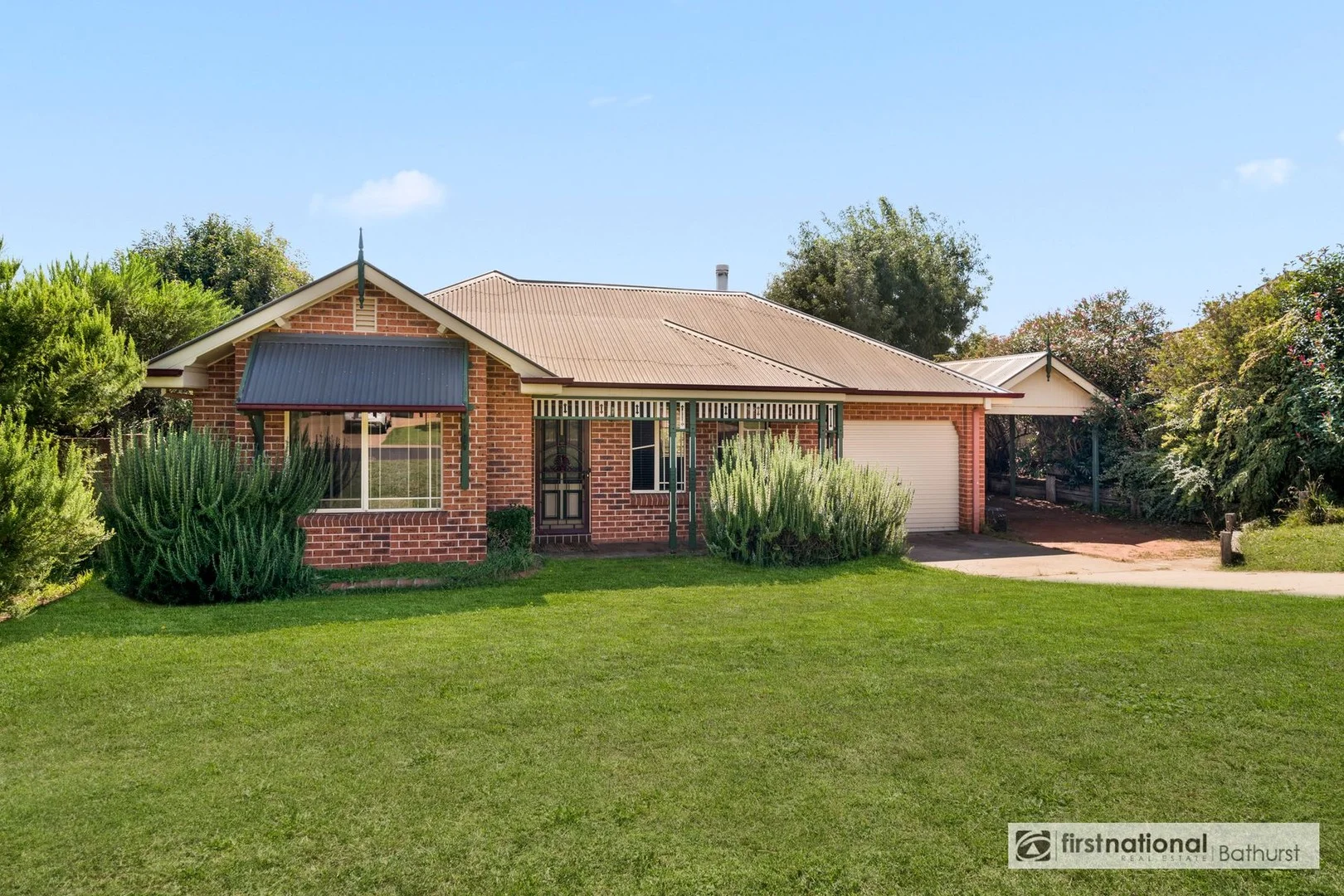 16 Wentworth Drive (1/1)
