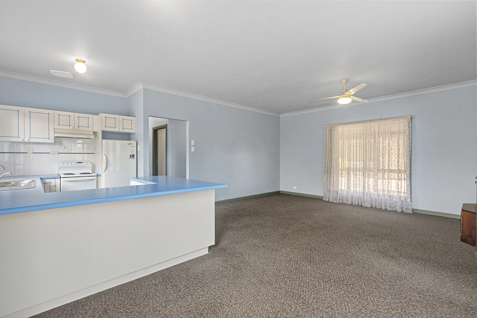 16 West Terrace - Image 5