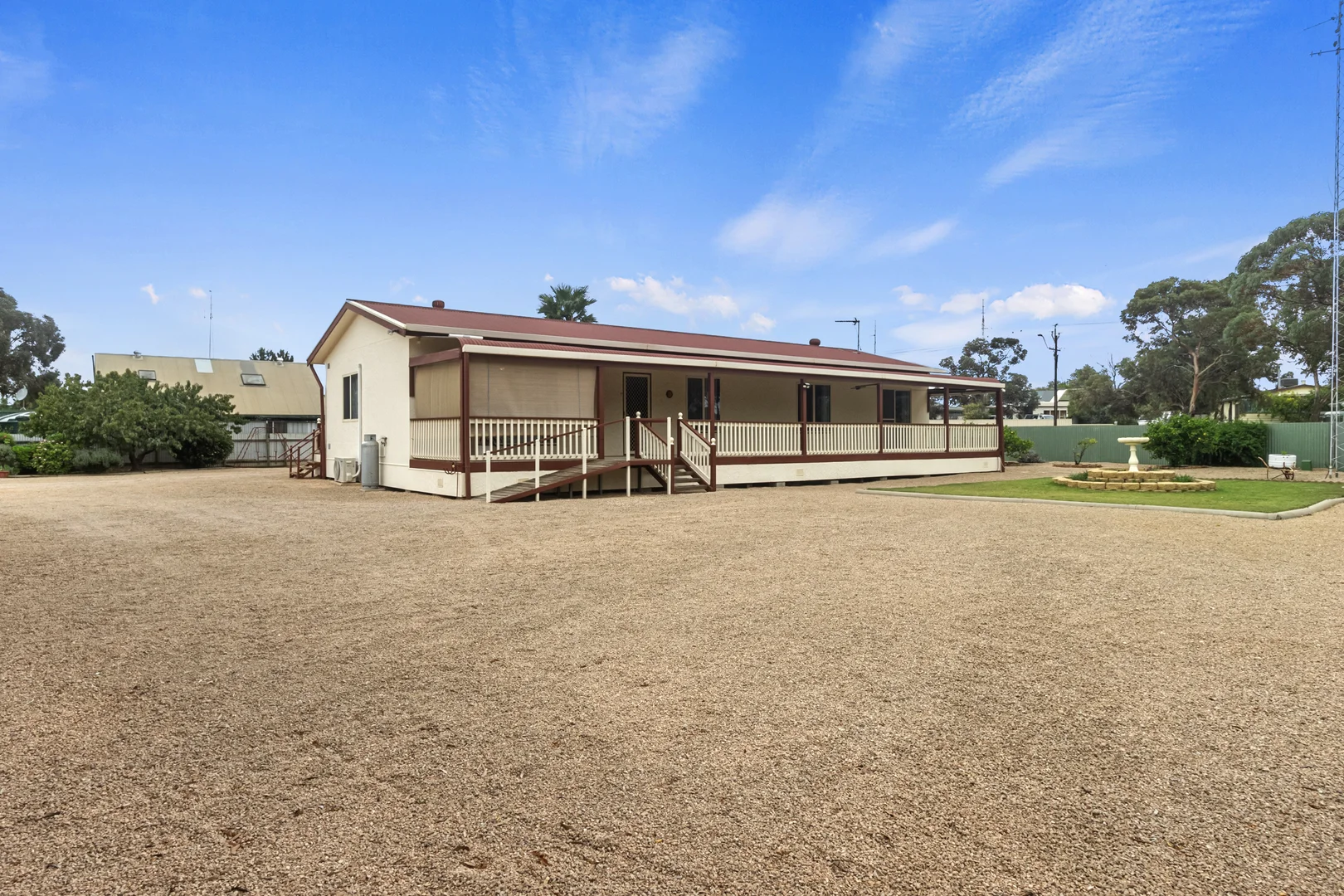 16 West Terrace - Image 2