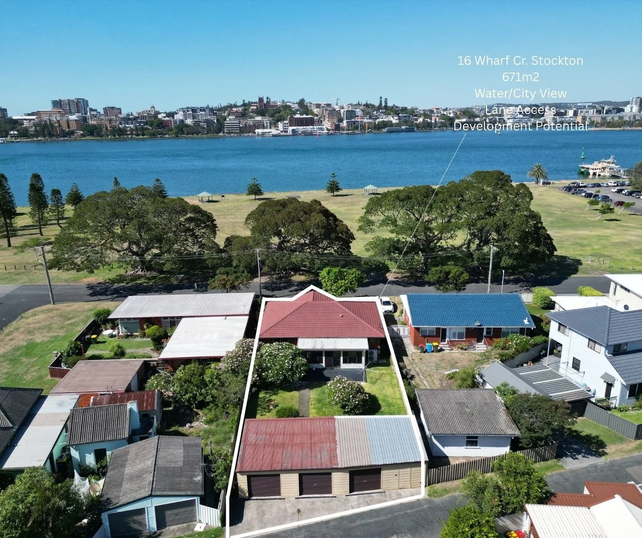 16 Wharf Crescent - Image 2