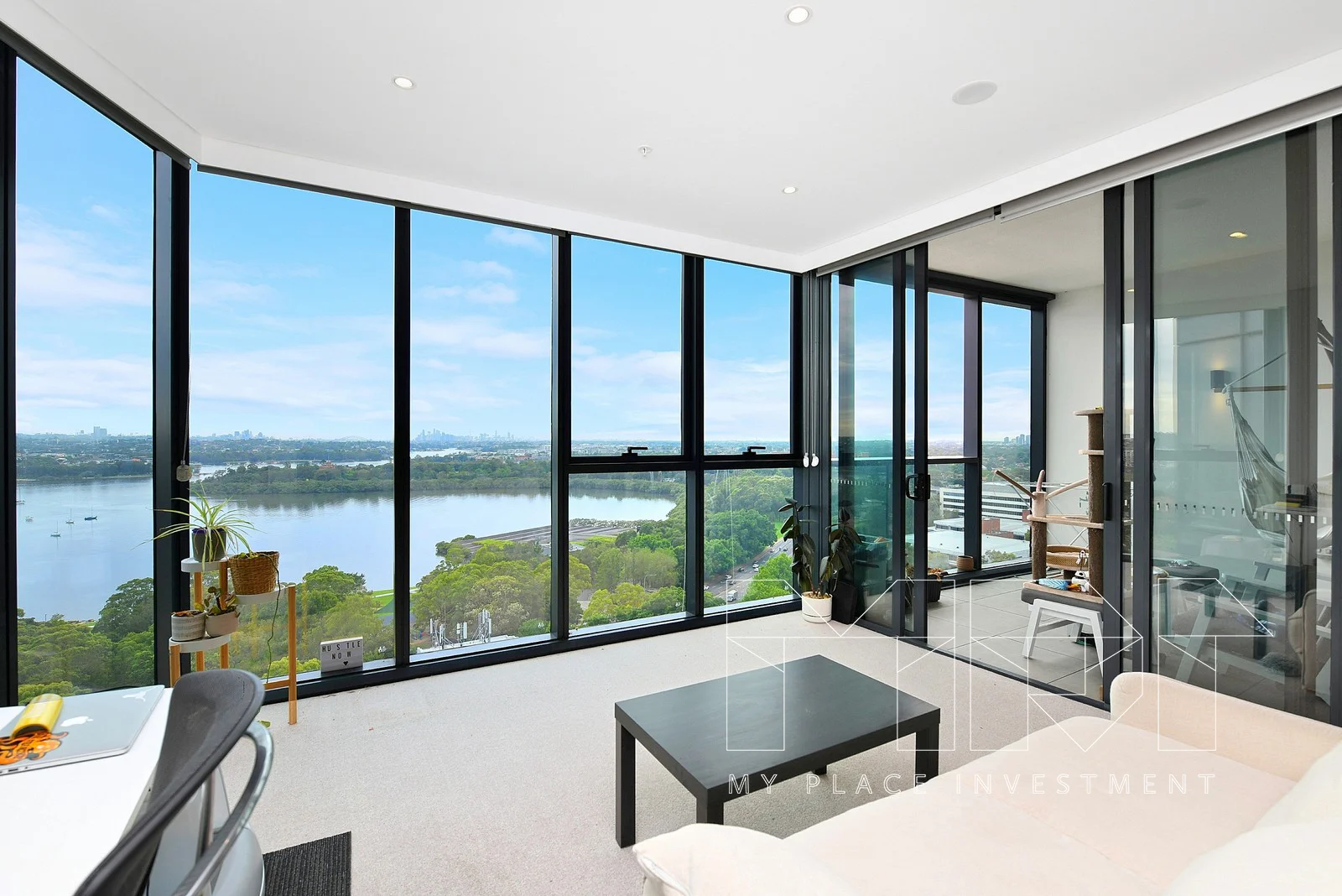 1606/8 Walker St (1/1)