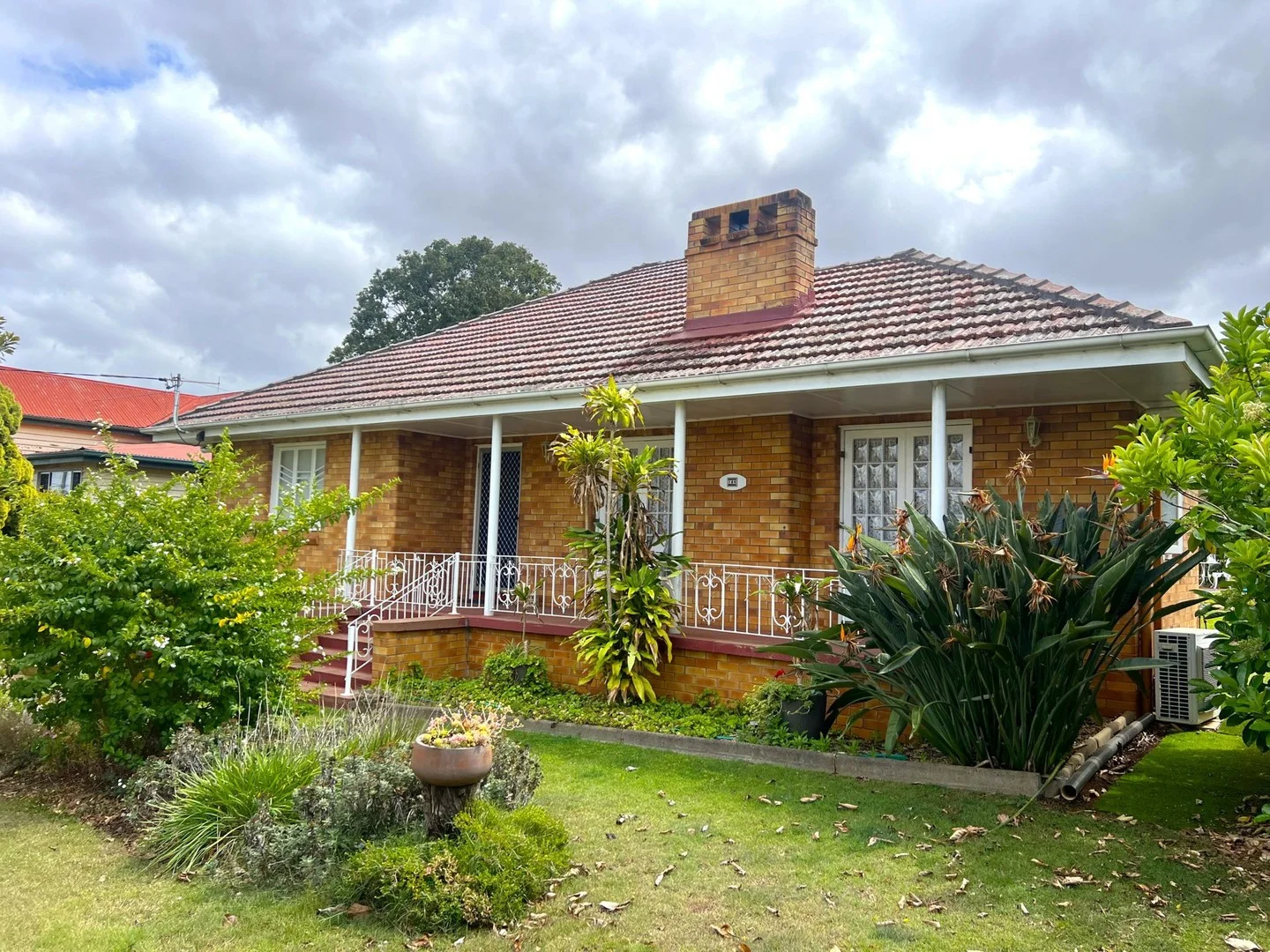 164 Doonkuna Street (1/3)