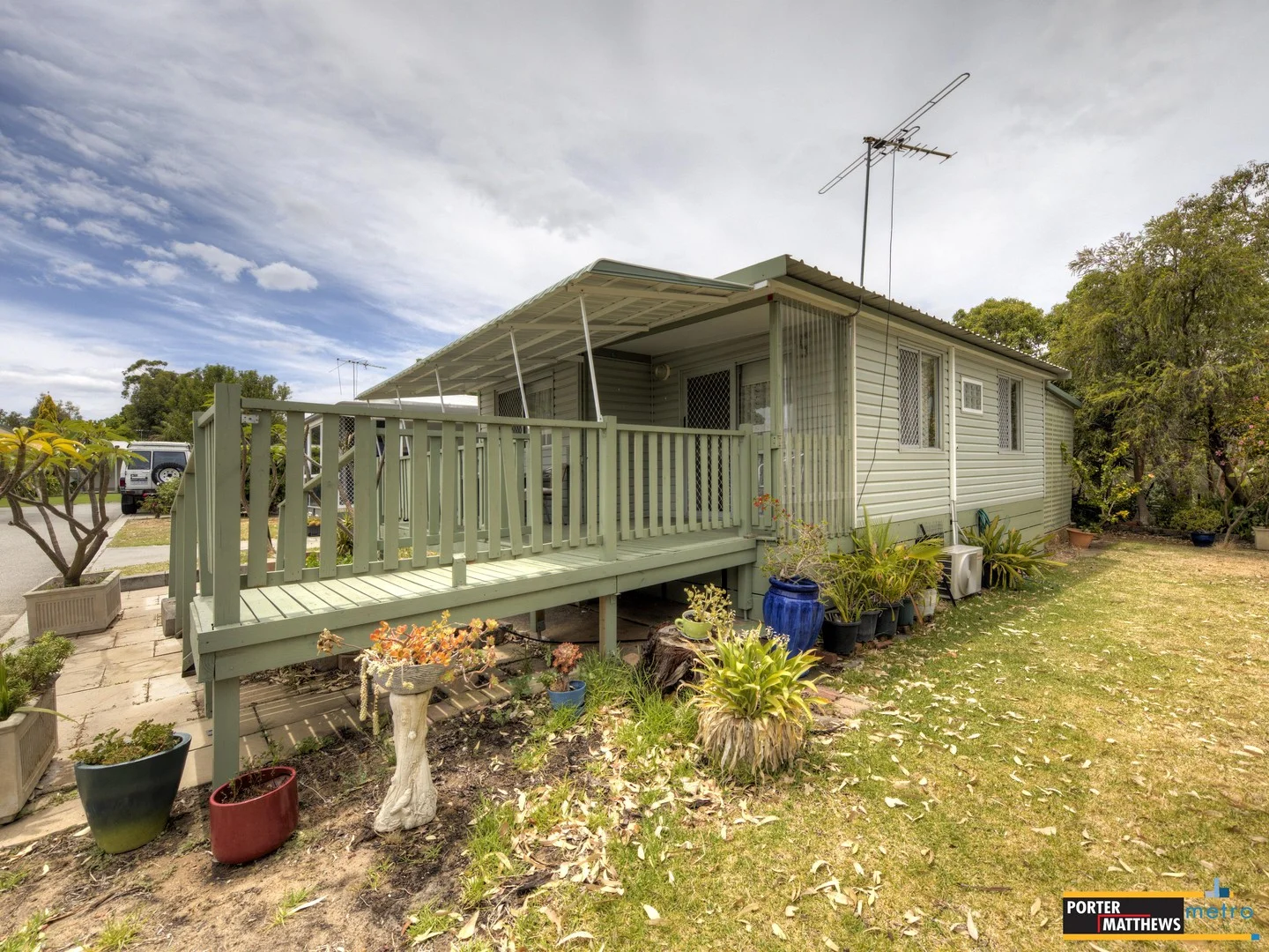17/351 Hawtin Road (1/32)