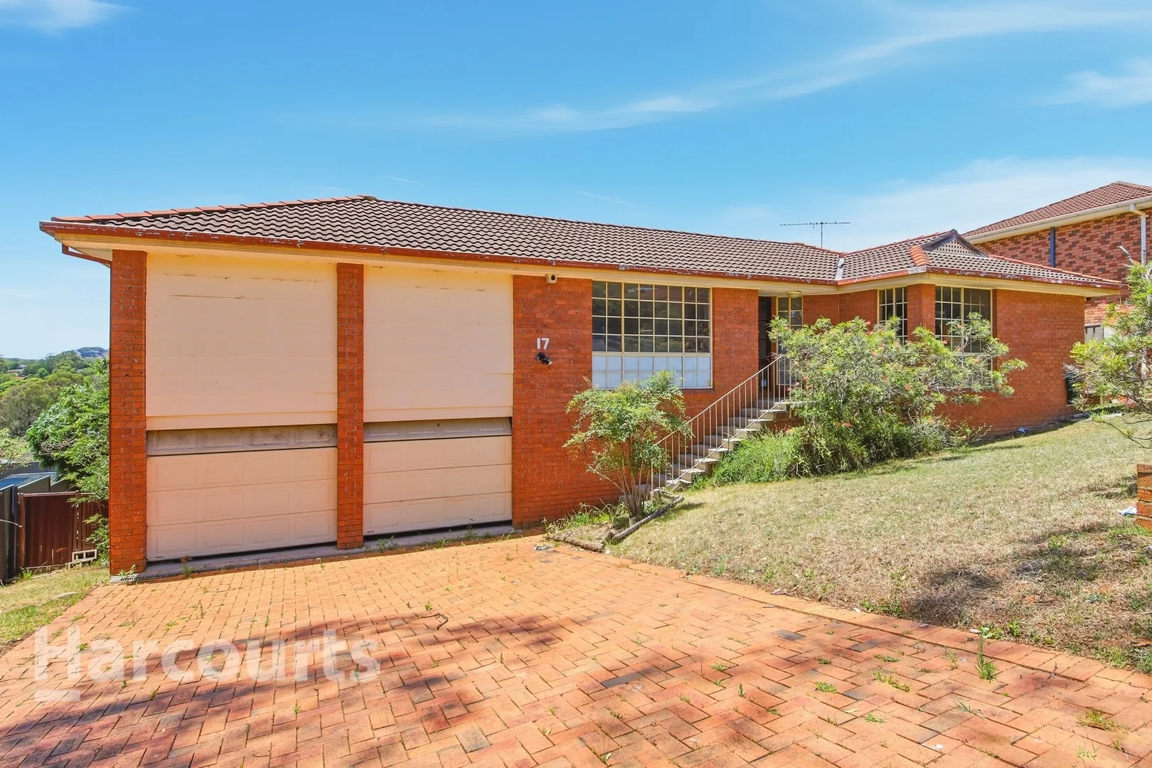17 Blake Road (1/1)