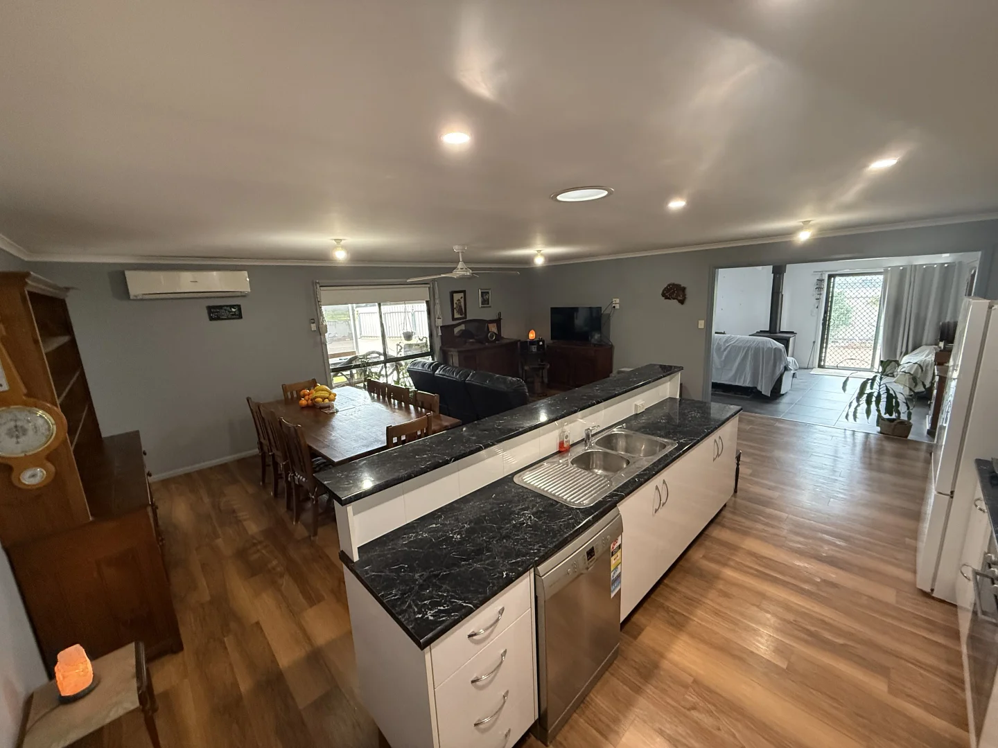 17 Chapman Road - Image 5