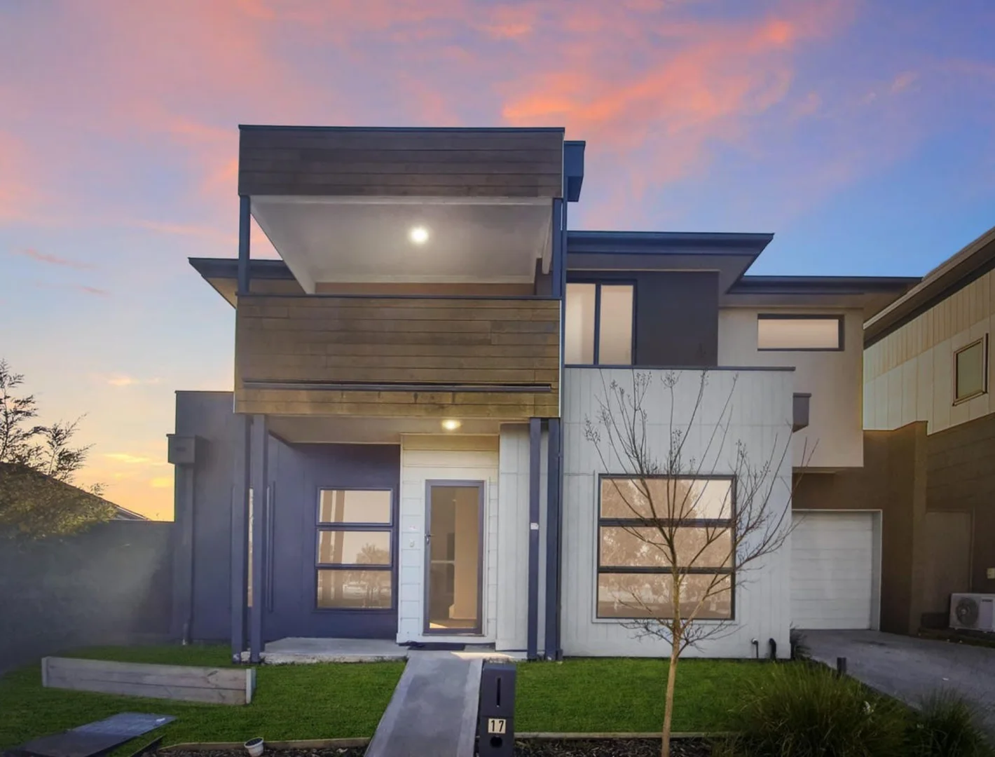 17 Everglade Crescent (1/1)