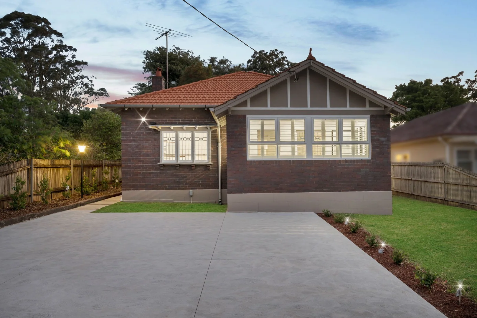 17 Hall Road